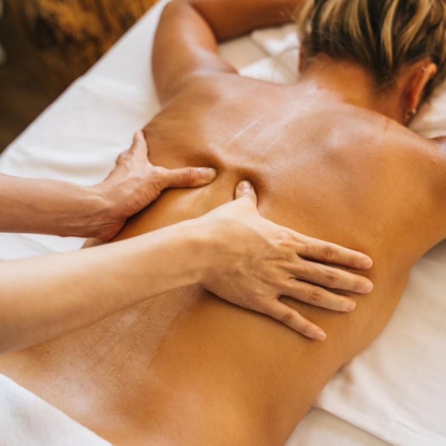 Massages - Hot Compress Massage With Thai Herbs